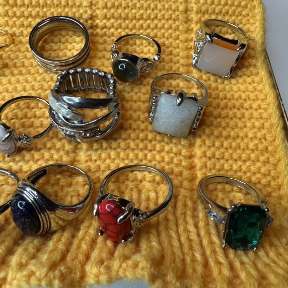 Mixed Assorted Costume Jewelry Ring Lot of 13 - Picture 2 of 4